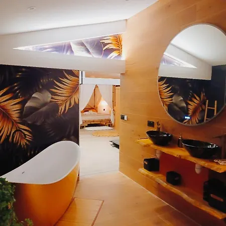 فندق مبيت وإفطار Le Moulin De L'asse D'hotes 4*