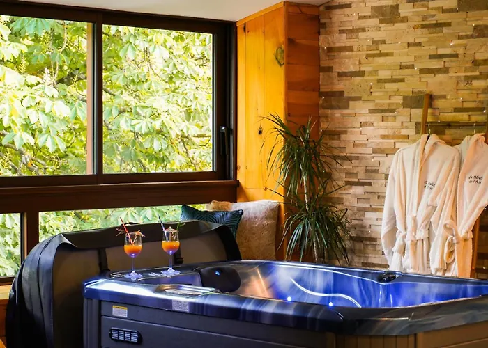 Le Moulin De L'asse D'hôtes Couette-café